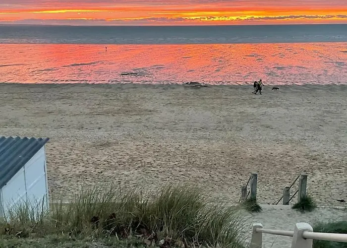 Chalet Dans Parc Résidentiel De Loisirs, Piscine, 150m De La